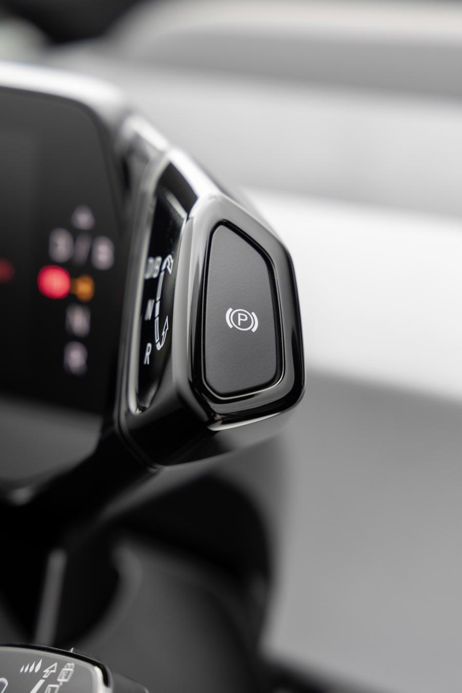Детали интерьера Volkswagen ID.3 Pro S 2020 года  (WW) (фото 3 из 19)
